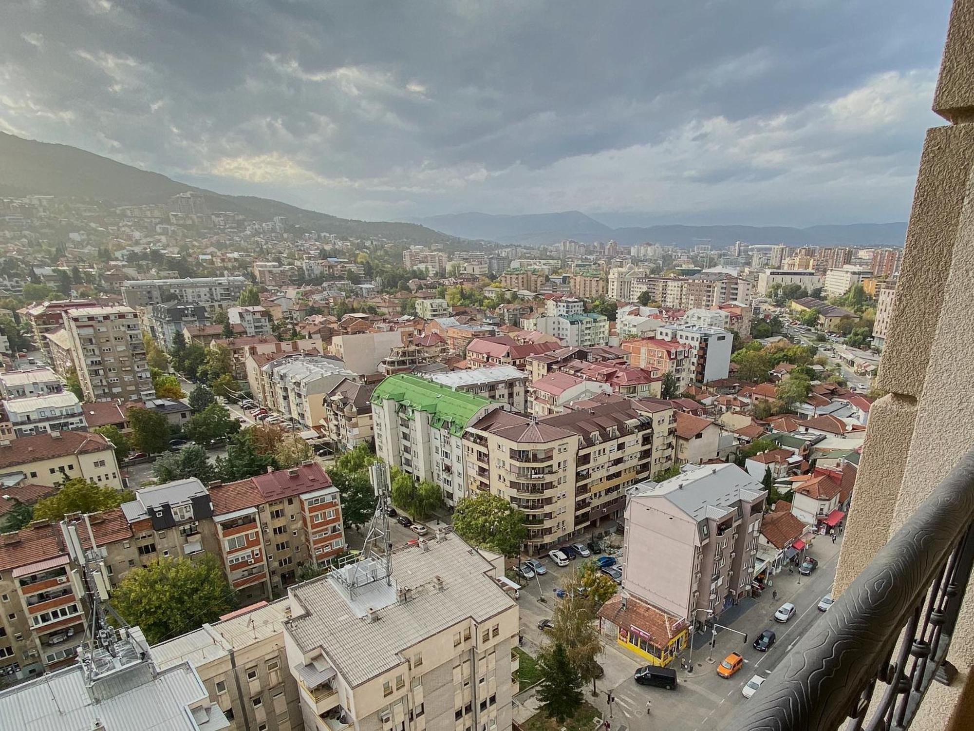 Stylish Studio, Skopje Centre - Private Parking - Panoramic Views Eksteriør billede