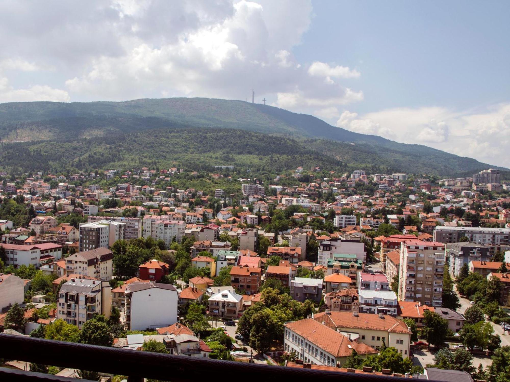Stylish Studio, Skopje Centre - Private Parking - Panoramic Views Eksteriør billede